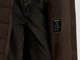 Пуховое пальто с капюшоном