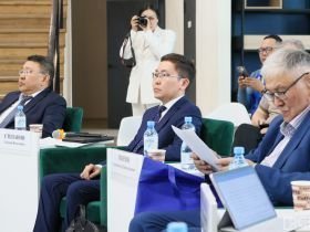 Транспорт для северного завоза обсудили в Якутии