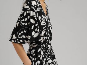 Платье макси с эластичным поясом