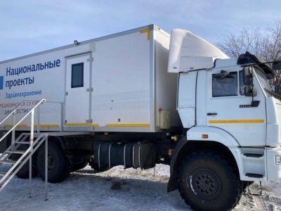 Более 800 жителей Нюрбинского района прошли осмотры в мобильных медицинских комплексах с начала года