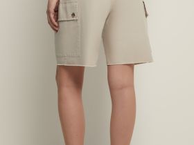 Шорты из тенселя с накладными карманами