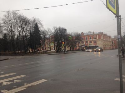 Жилой дом с кинотеатром