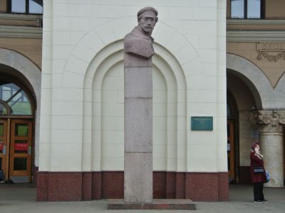 Памятник революционеру Петру Добрынину, 1967 г.