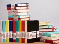 Блокнот для зарисовок Sketchmarker 9х14 см 80 л 140 г, твердая обложка Фуксия