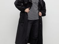 Плащ прямого кроя