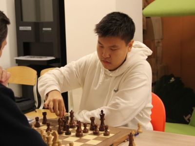 Школьник Альберт Постников стал чемпионом Якутии по шахматам