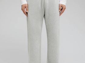 Трикотажные брюки прямого кроя