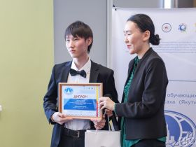 Старшеклассник из Якутска стал абсолютным победителем конкурса «Будущий дипломат – 2025»