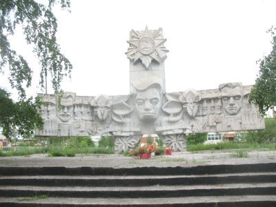 Мемориальный комплекс воинам, погибшим в годы Великой Отечественной войны (1941-1945 гг.)