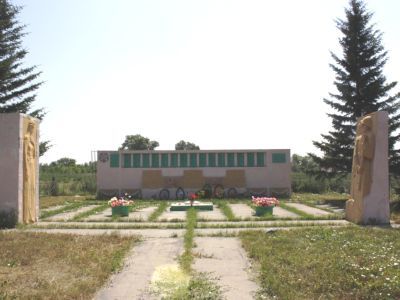 Мемориальный комплекс воинам, погибшим в годы Великой Отечественной войны (1941-1945 гг.)