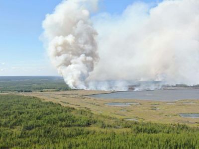 На тушение лесного пожара в Мирнинский район из Москвы прибудет самолёт Ил-76