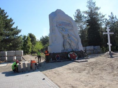 Работа в прифронтовой зоне: как якутяне восстанавливают Докучаевск