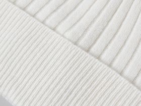 Шапка из 100% шерсти