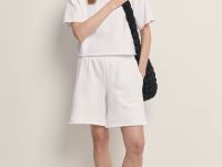 Шорты на резинке с необработанными краями