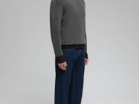 Джемпер полуприлегающего силуэта