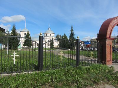 Бывшее Кирульское кладбище в г. Сыктывкаре, где захоронены В.С.Волков - организатор морозовской стачки в Орехово-Зуево в 1885 г., героиня гражданской войны Д.Ф.Каликова, борцы за советскую власть в Коми крае Х.Ф.Кудинов, А.Ф.Забоев, Б.В.Сурконт и другие