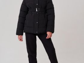 Куртка текстильная с полиуретановым покрытием для девочек