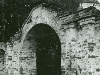 Ворота ограды