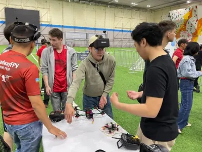 В Якутске стартовали Чемпионат и Первенство по гонкам дронов