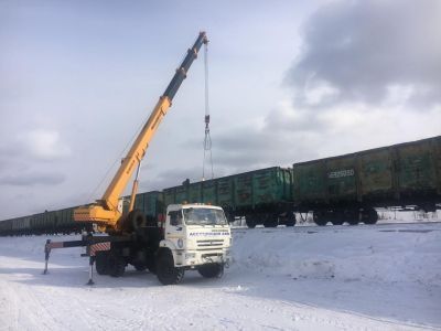 На главном направлении. Доставка цемента на станцию Кердем идет полным ходом