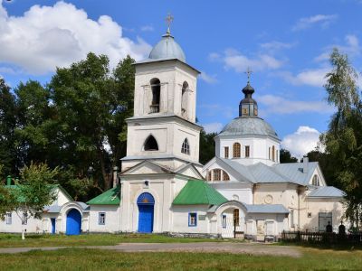 Сретенская церковь с интерьером