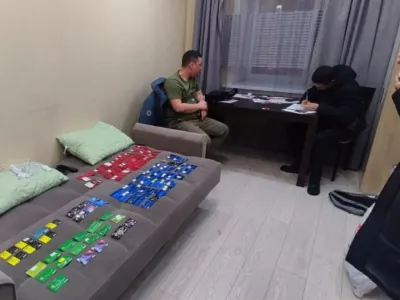 Полиция вычислила двух пособников лжеброкеров, похитивших у трёх жителей Якутии более 20 млн рублей