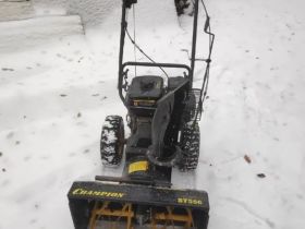 Снегоуборщик  ЧЕМПИОН ST556 Б/У