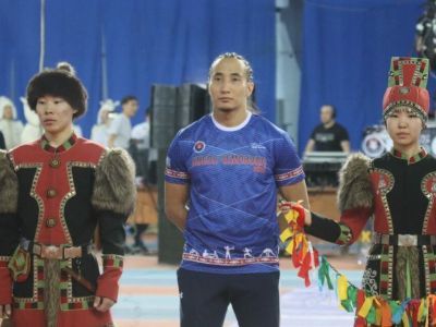 Николай Матаннанов лидирует по итогам первого дня Кубка чемпионата по национальному многоборью