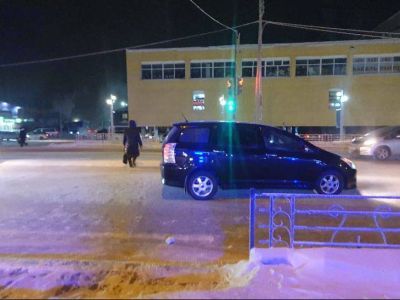 В Якутске 21-летний водитель наехал на двух пешеходов