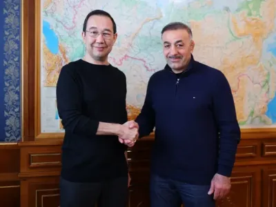 Владимир Модосян будет тренировать якутских борцов Льва Павлова и Константина Капрынова