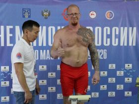 Чемпионат России. Лидеры якутской сборной по мас-рестлингу прошли взвешивание