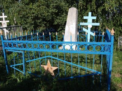 Могила 5-ти коммунистов, расстрелянных белогвардейцами в 1918 году