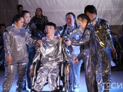 В Якутске прошла премьера спектакля «Дневники Джидду Кришнамурти»