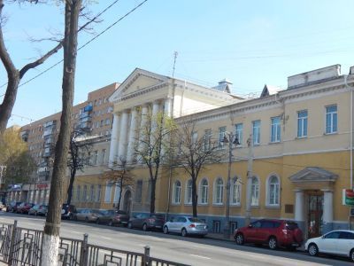 Здание роддома № 1