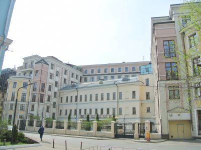 Дом драматурга К.А. Тарновского, которого часто посещали М.С.Щепкин, Г.Н. Федотова, П.И. Чайковский, Н.Г. Рубинштейн и многие другие выдающиеся деятели русской культуры