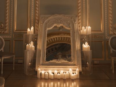 Билеты на Зеркало при свечах. Ночная прогулка по особняку (Особняк Серебрякова) / Экскурсия | Афиша | ИнфоТаймс