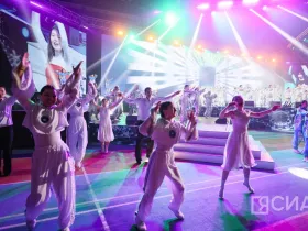 На закрытии «Муус Устар» представили театрализованное шоу «Якутия — Земля героев»