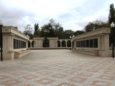 Братская могила советских воинов, павших в 1942 г. в годы Великой Отечественной войны 1941-1945 гг.