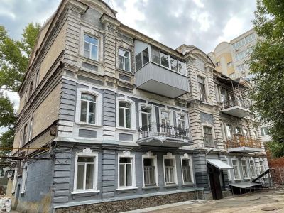 Дворовой флигель