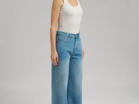 Джинсы женские