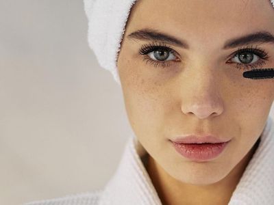 В туши для ресниц известных марок обнаружены вредные вещества