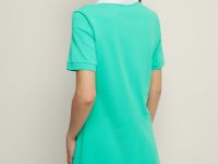 Платье с контрастным воротником