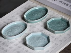 Блюдечко для туши "Морская волна" цвет: бледно-голубой