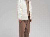 Стеганая куртка с искусственным утеплителем