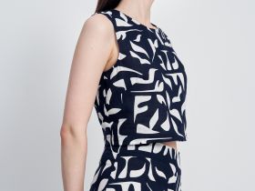 Топ с принтом укороченный