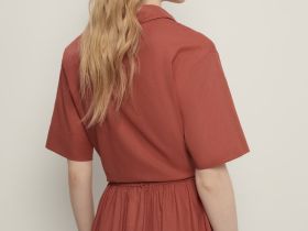 Блузка из хлопка и льна с завязками на поясе