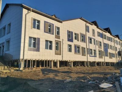 Строительная готовность больничного комплекса в селе Хонуу Момского района составила 53%