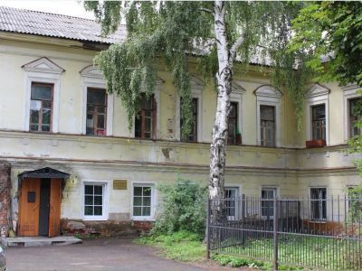 Корпус настоятельский и братский