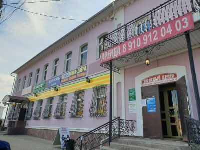 Дом с лавками Сергеева