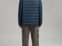 Пуховик с натуральным наполнителем и водоотталкивающей пропиткой